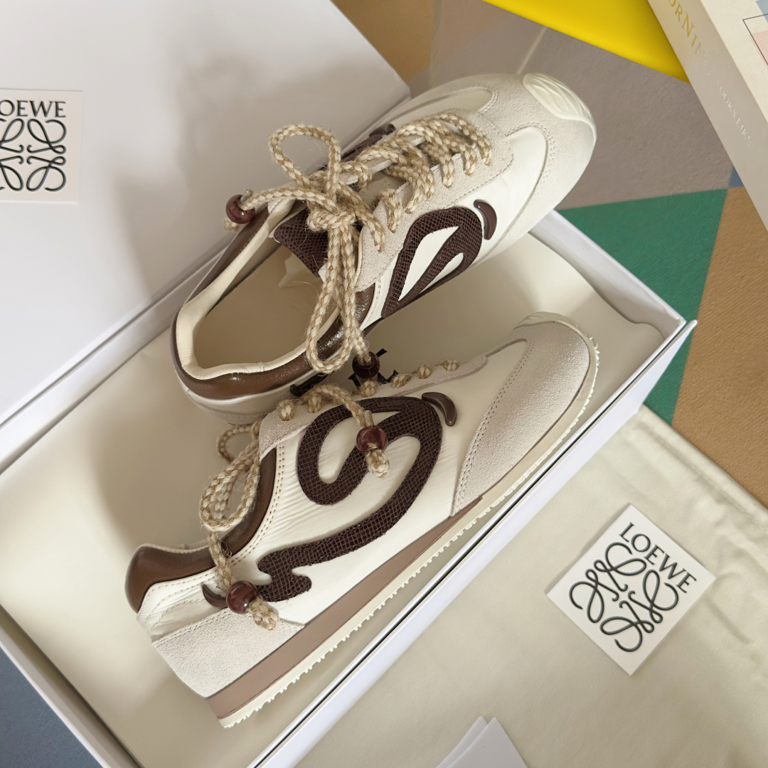 顶级版本：女款
LOEWE 罗意威 最新走秀款 Ballet Runner 2.0情侣款 芭蕾 休闲 运