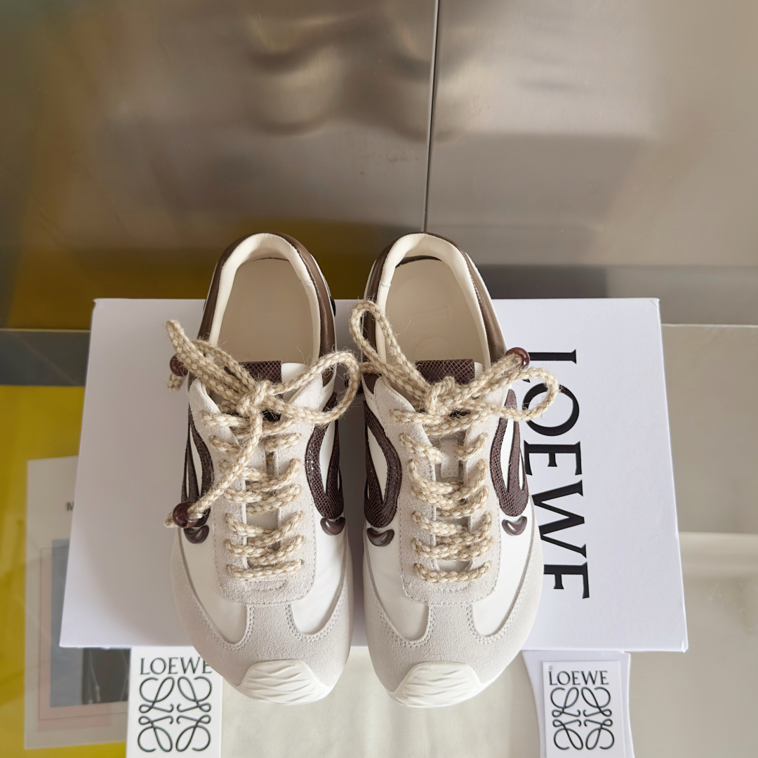 顶级版本：女款
LOEWE 罗意威 最新走秀款 Ballet Runner 2.0情侣款 芭蕾 休闲 运