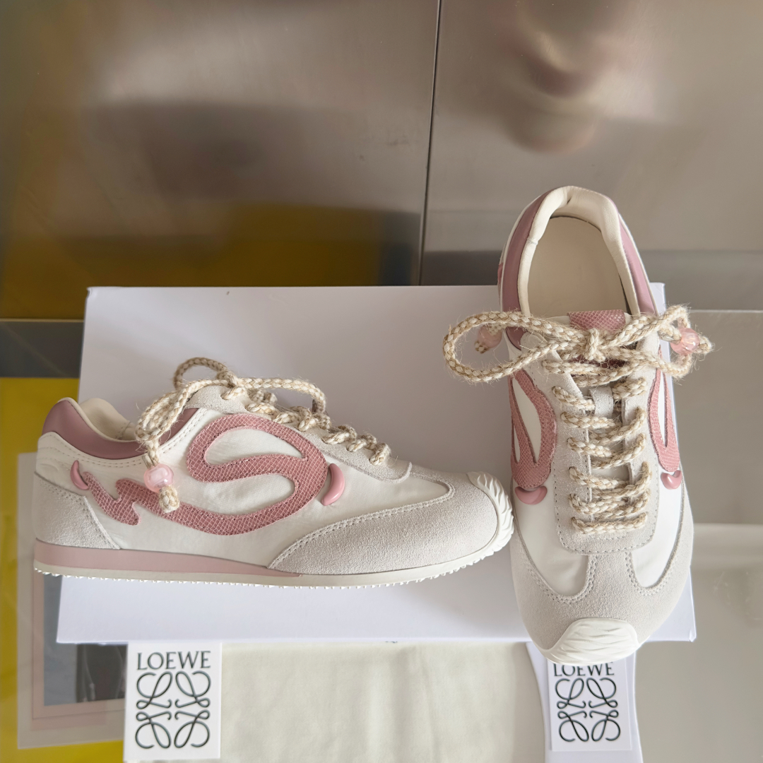 顶级版本：女款
LOEWE 罗意威 最新走秀款 Ballet Runner 2.0情侣款 芭蕾 休闲 运