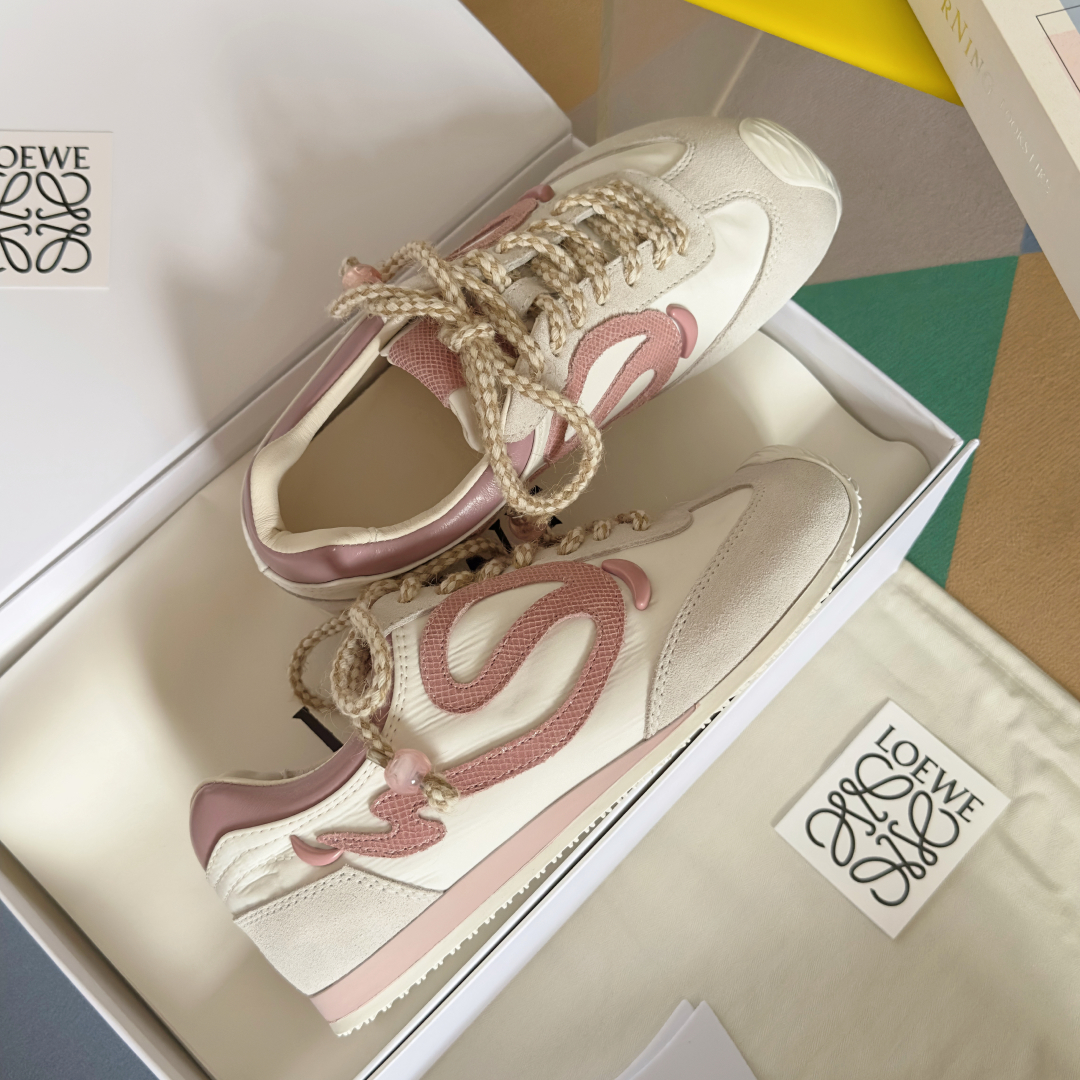 顶级版本：女款
LOEWE 罗意威 最新走秀款 Ballet Runner 2.0情侣款 芭蕾 休闲 运