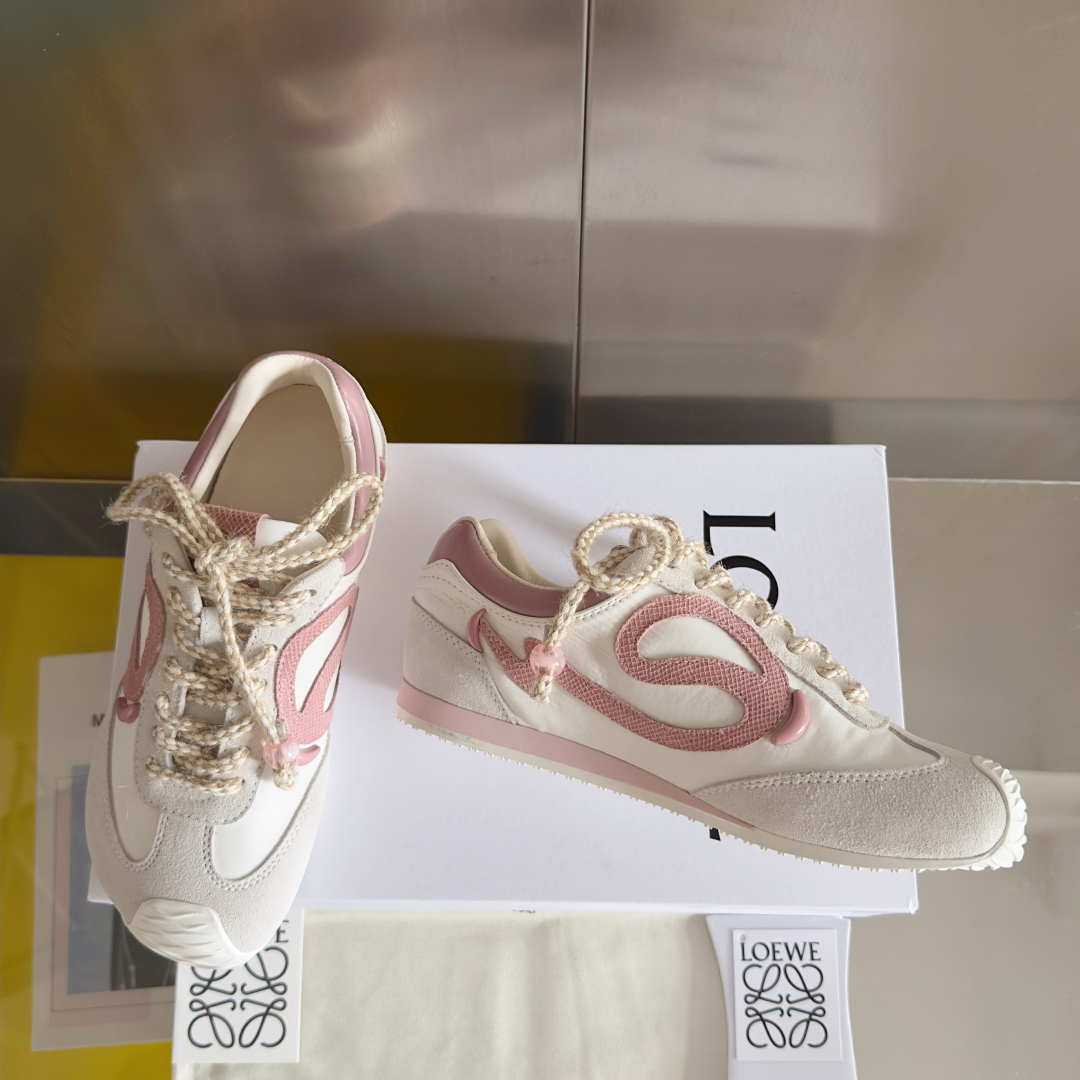 顶级版本：女款
LOEWE 罗意威 最新走秀款 Ballet Runner 2.0情侣款 芭蕾 休闲 运
