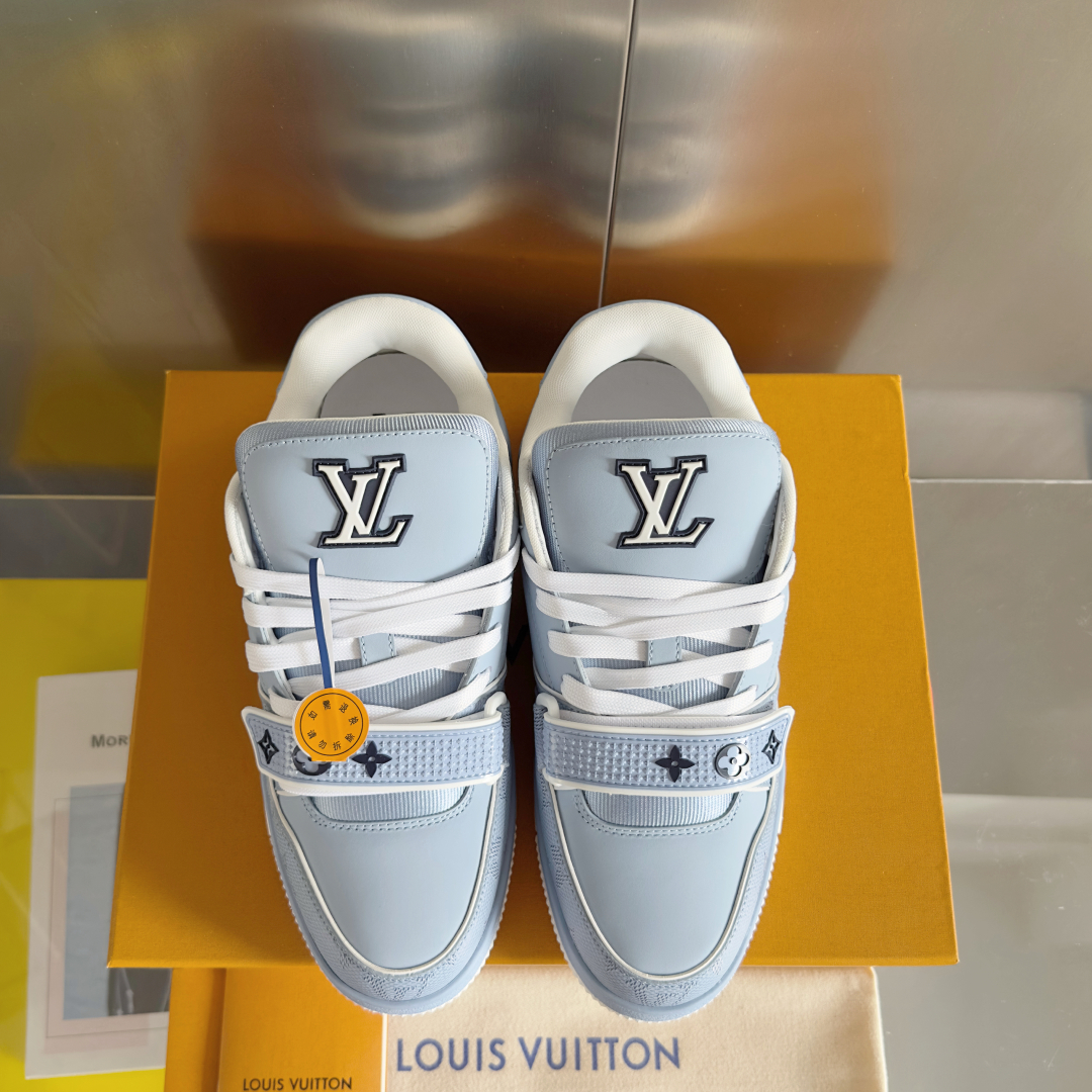 顶级版本：男款
LV TARINE路易威登 驴牌 L家 情侣款 休闲 运动鞋 滑板鞋
原版购入开发 做货