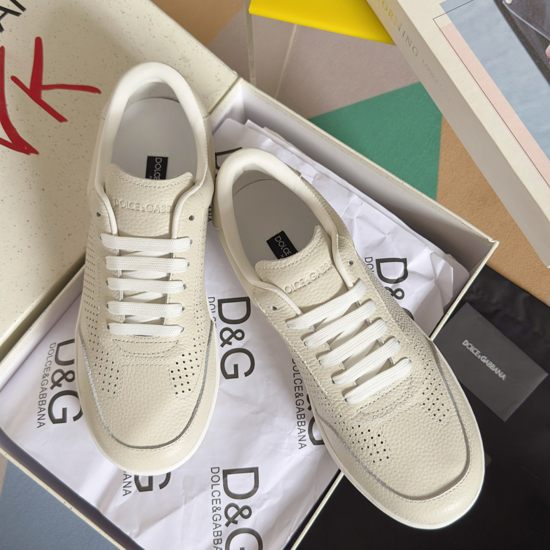 Dolce & Gabbana Men's Leather Sneakers - Breathable & Stylish 2 cmp i1749139729211 5457 0 0