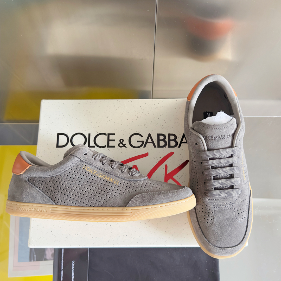 顶级版本：男款
Dolce&Gabbana杜嘉班纳 D&G最新款 透气 冲孔 休闲 运动鞋 滑板鞋
原版