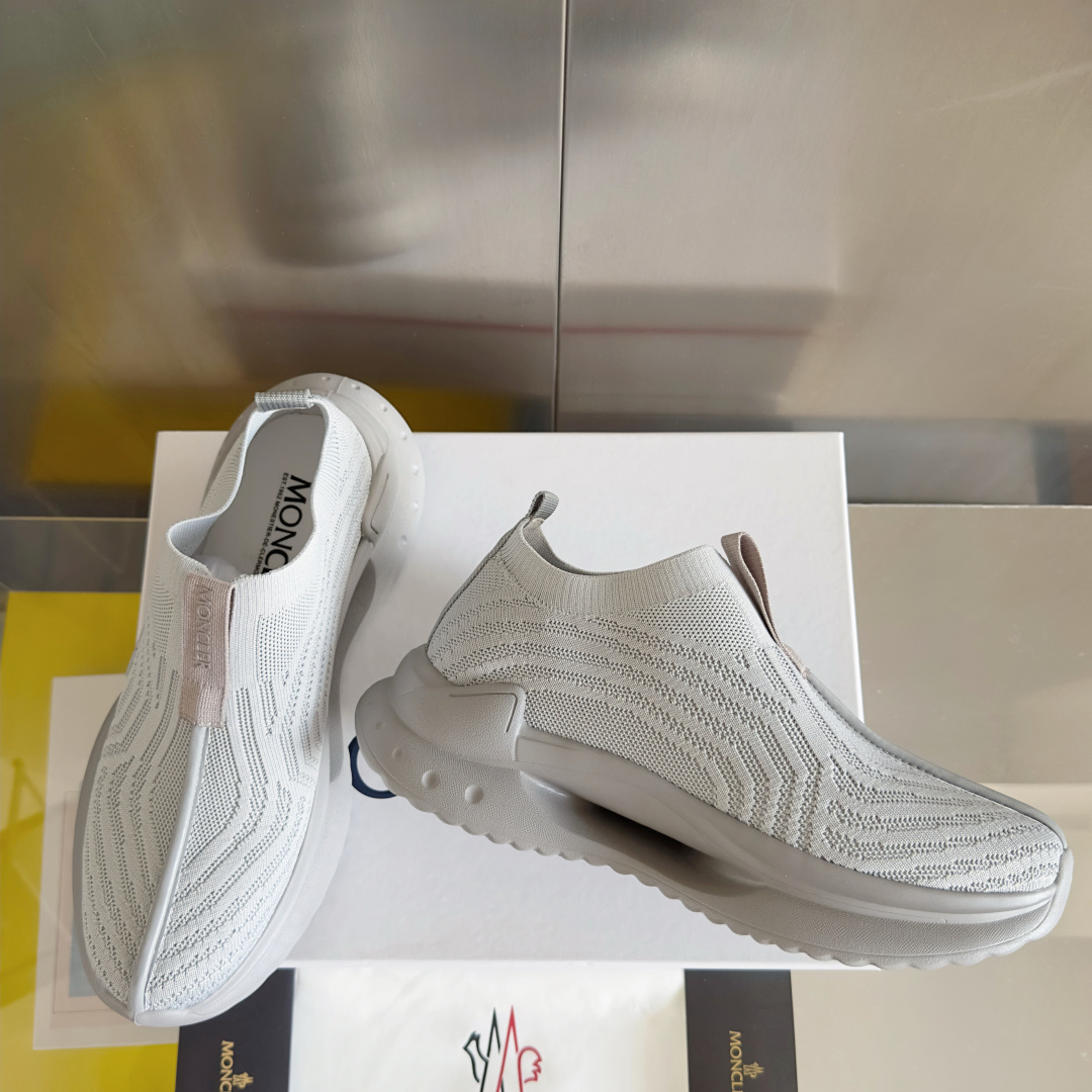 顶级版本:男款
Moncler 盟可睐/蒙口Trailgrip Lite 2系列 户外 针织 飞织 休闲