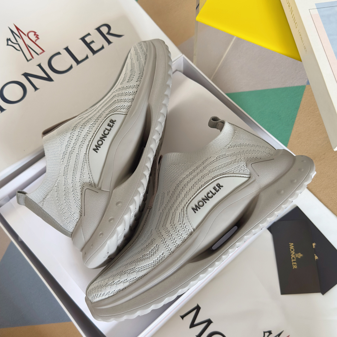 顶级版本:男款
Moncler 盟可睐/蒙口Trailgrip Lite 2系列 户外 针织 飞织 休闲