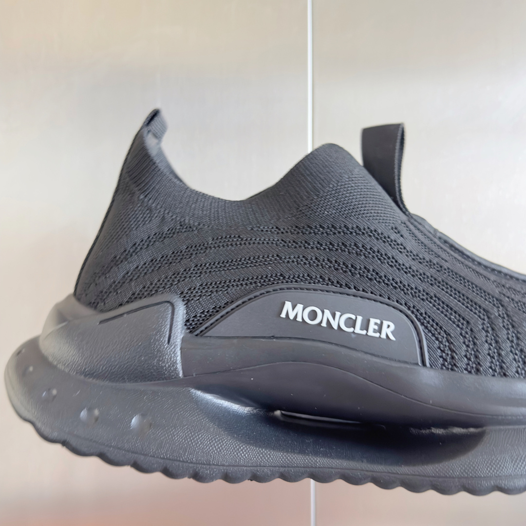 顶级版本:男款
Moncler 盟可睐/蒙口Trailgrip Lite 2系列 户外 针织 飞织 休闲