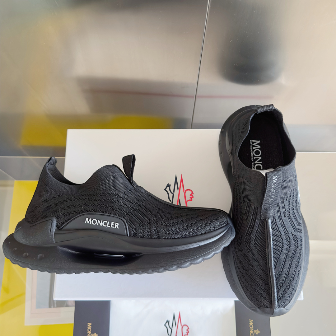 顶级版本:男款
Moncler 盟可睐/蒙口Trailgrip Lite 2系列 户外 针织 飞织 休闲