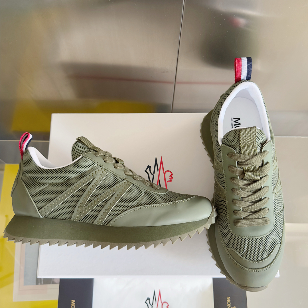 顶级版本：男款
Moncler 盟可睐/蒙口 Pacey系列 户外 厚底 休闲 运动鞋 老爹鞋
原版购入