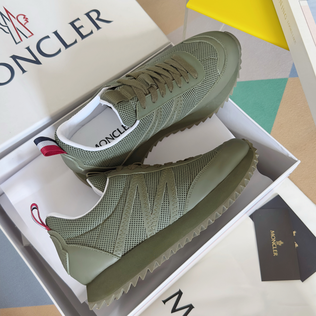 顶级版本：男款
Moncler 盟可睐/蒙口 Pacey系列 户外 厚底 休闲 运动鞋 老爹鞋
原版购入
