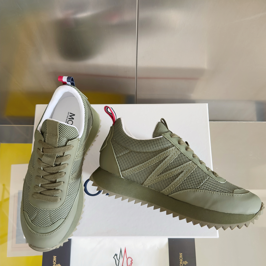 顶级版本：男款
Moncler 盟可睐/蒙口 Pacey系列 户外 厚底 休闲 运动鞋 老爹鞋
原版购入
