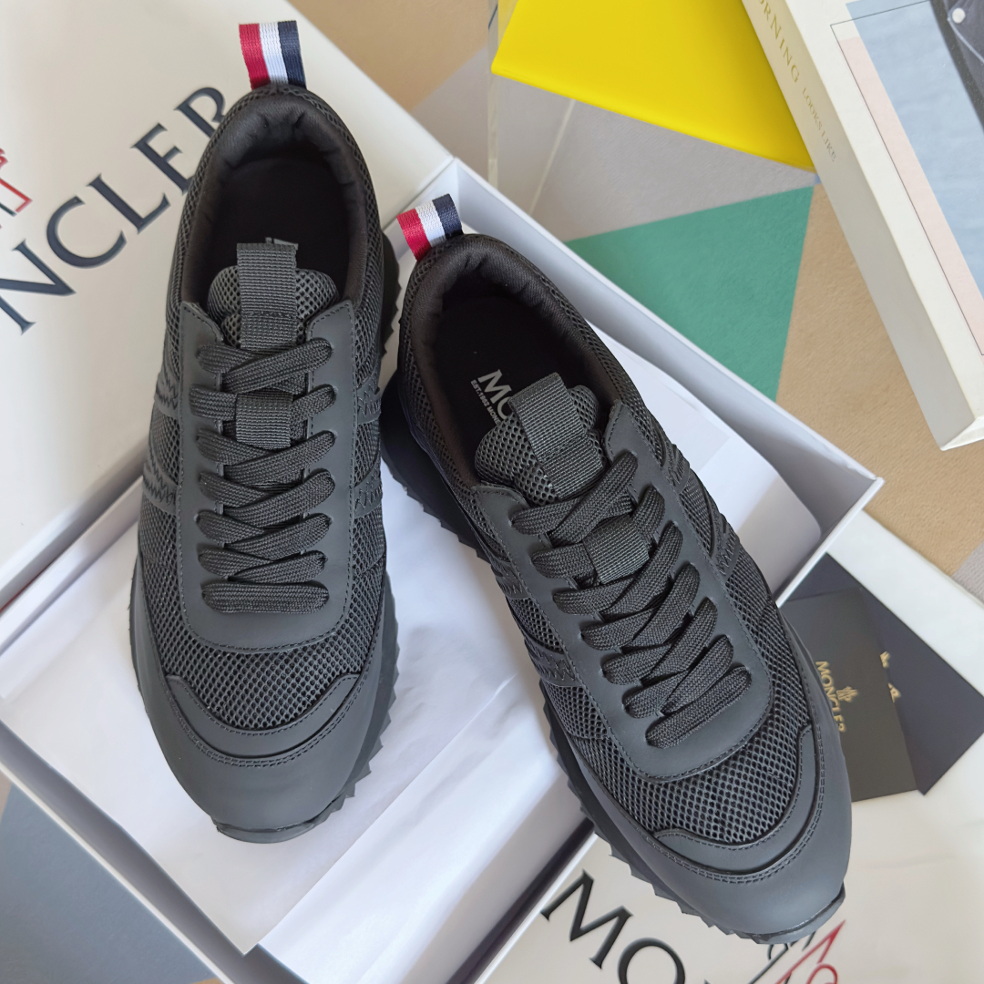 顶级版本：男款
Moncler 盟可睐/蒙口 Pacey系列 户外 厚底 休闲 运动鞋 老爹鞋
原版购入
