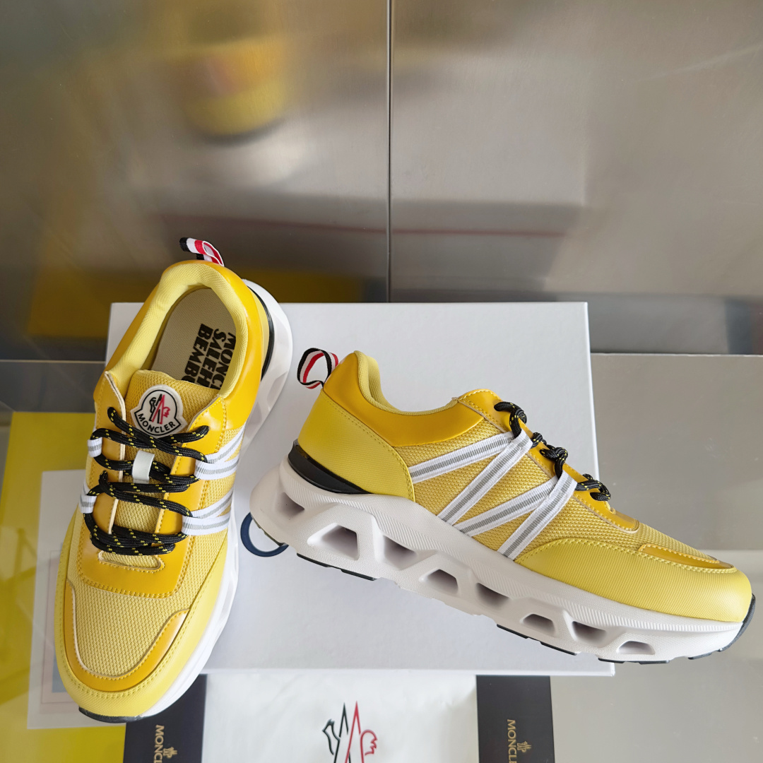 顶级版本:男款
Moncler 盟可睐/蒙口 户外 休闲 运动鞋 老爹鞋
原版购入开发 做货 运动鞋旨在
