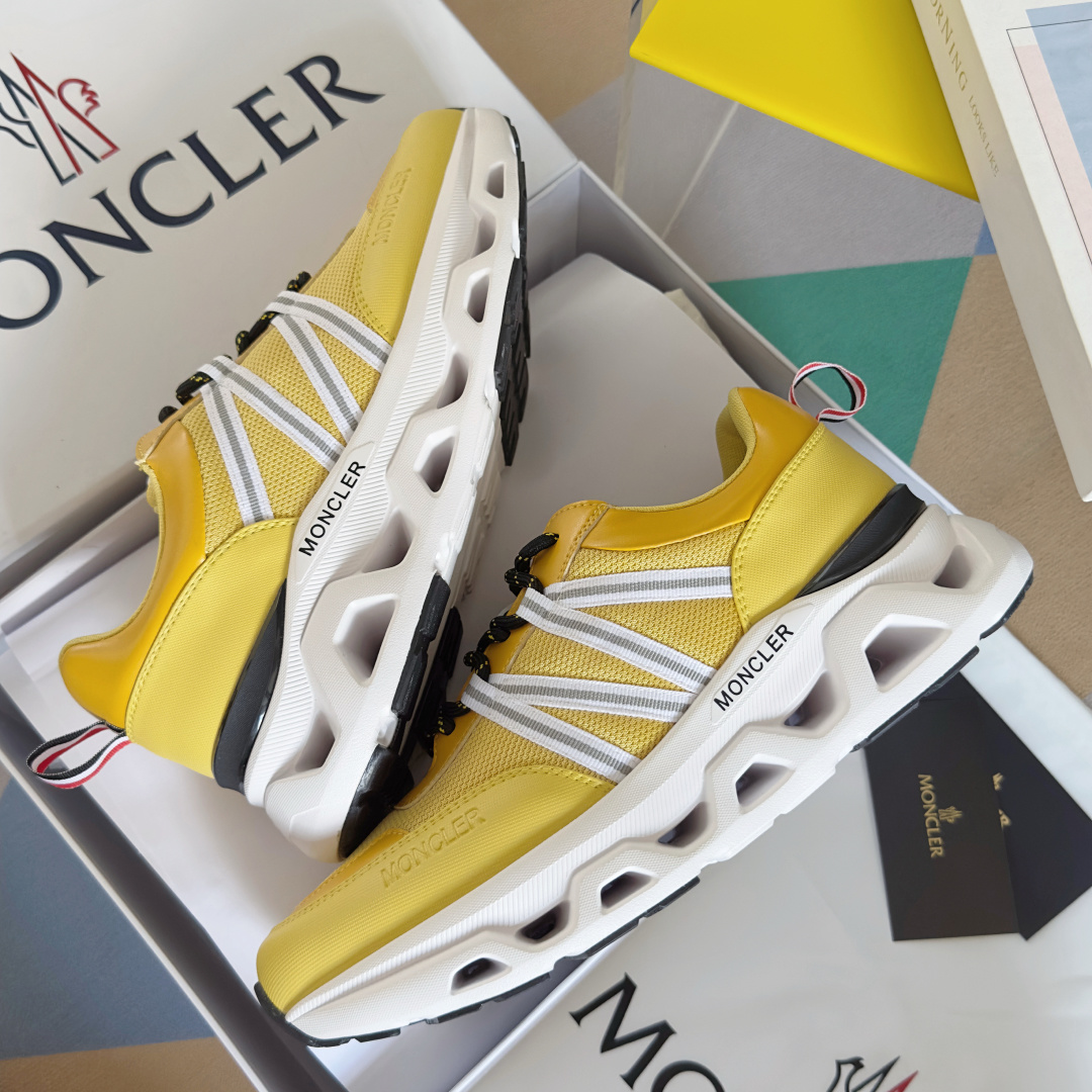 顶级版本:男款
Moncler 盟可睐/蒙口 户外 休闲 运动鞋 老爹鞋
原版购入开发 做货 运动鞋旨在