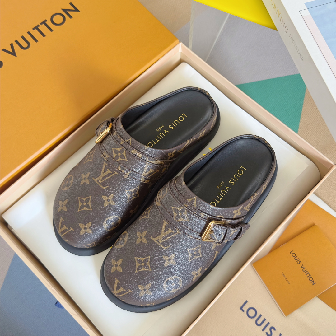 顶级版本:女款
LV 路易威登 L家 驴牌 To-Go Comfort系列 老花 勃肯 包头拖鞋 凉鞋