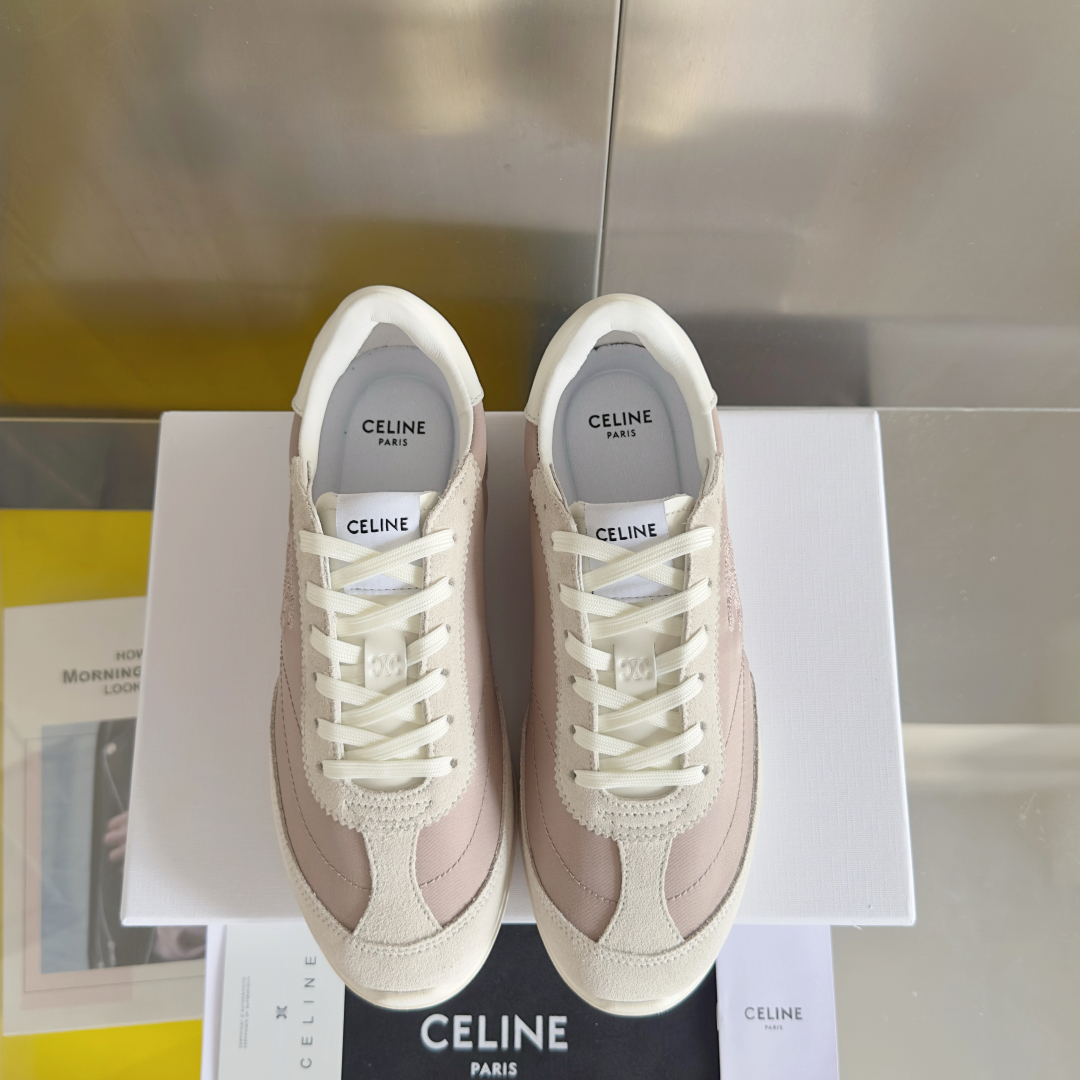 顶级版本：女款
Celine 思琳/赛琳 最新Racer系列 复古 休闲 运动鞋
原版购入开发 做货 这