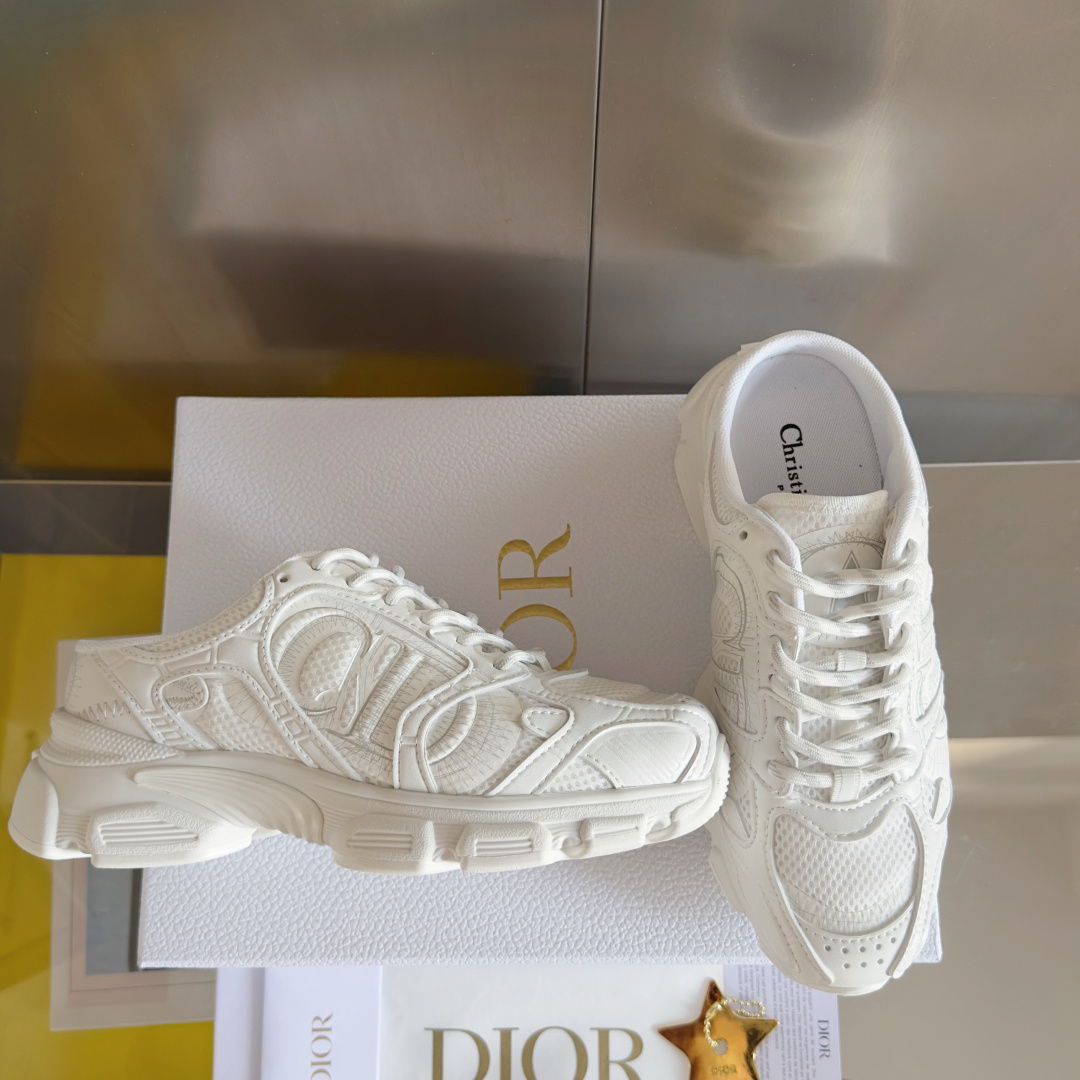 顶级版本:女款
Dior迪奥Chrono系列 休闲 运动鞋 老爹鞋
原版购入开发 做货 这款 Dior