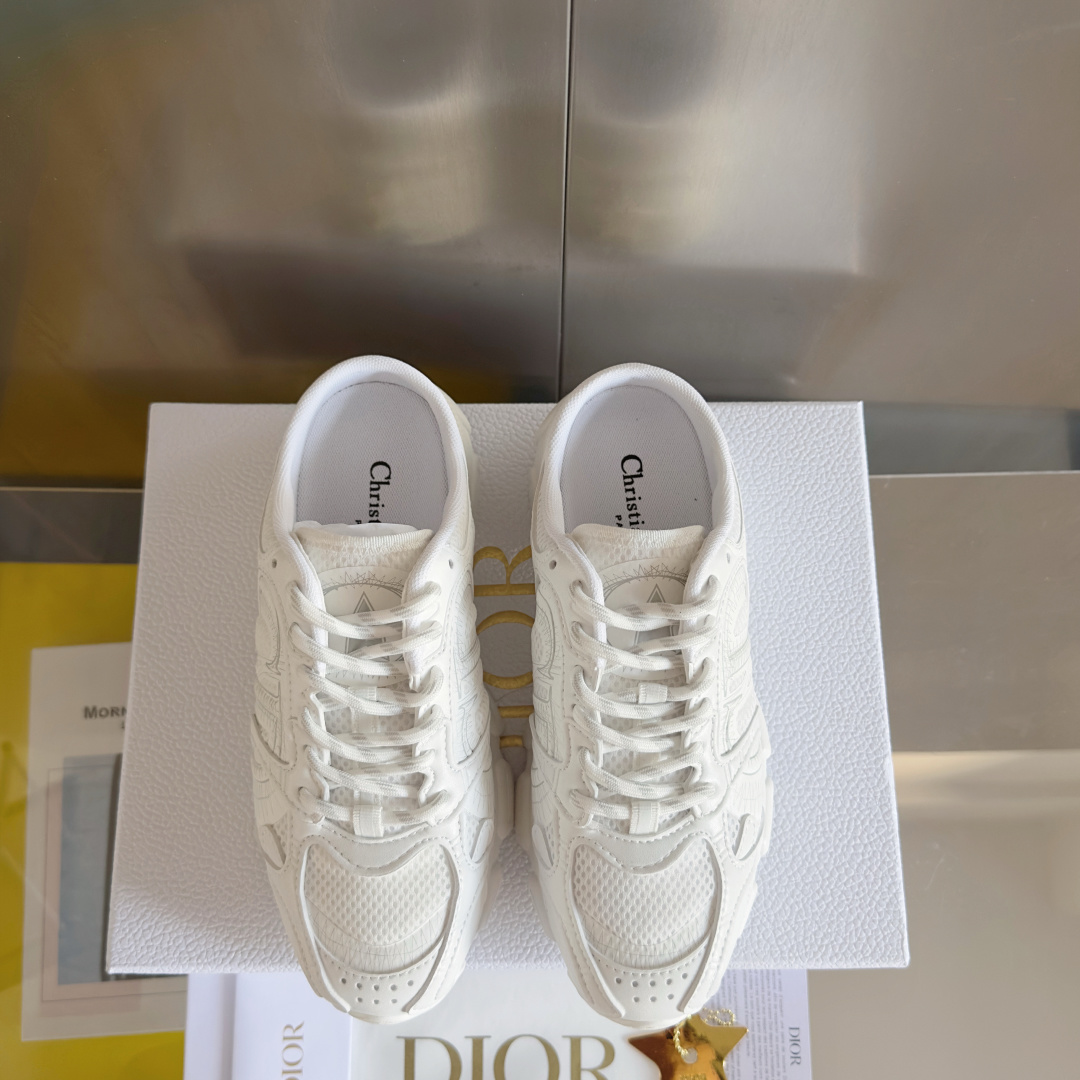 顶级版本:女款
Dior迪奥Chrono系列 休闲 运动鞋 老爹鞋
原版购入开发 做货 这款 Dior