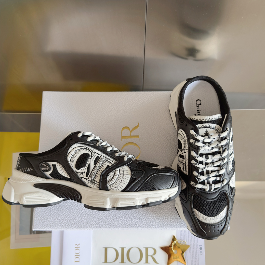 顶级版本:女款
Dior迪奥Chrono系列 休闲 运动鞋 老爹鞋
原版购入开发 做货 这款 Dior