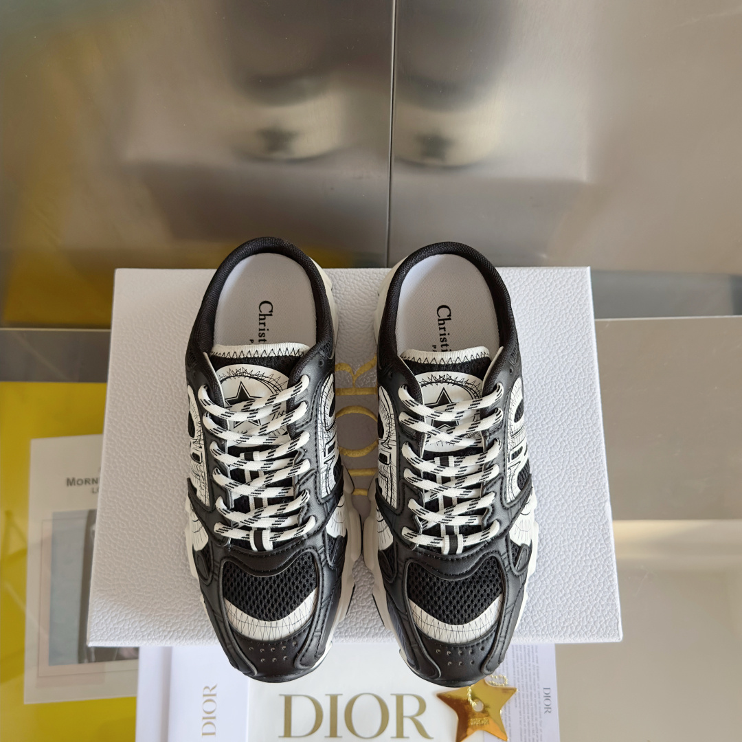 顶级版本:女款
Dior迪奥Chrono系列 休闲 运动鞋 老爹鞋
原版购入开发 做货 这款 Dior