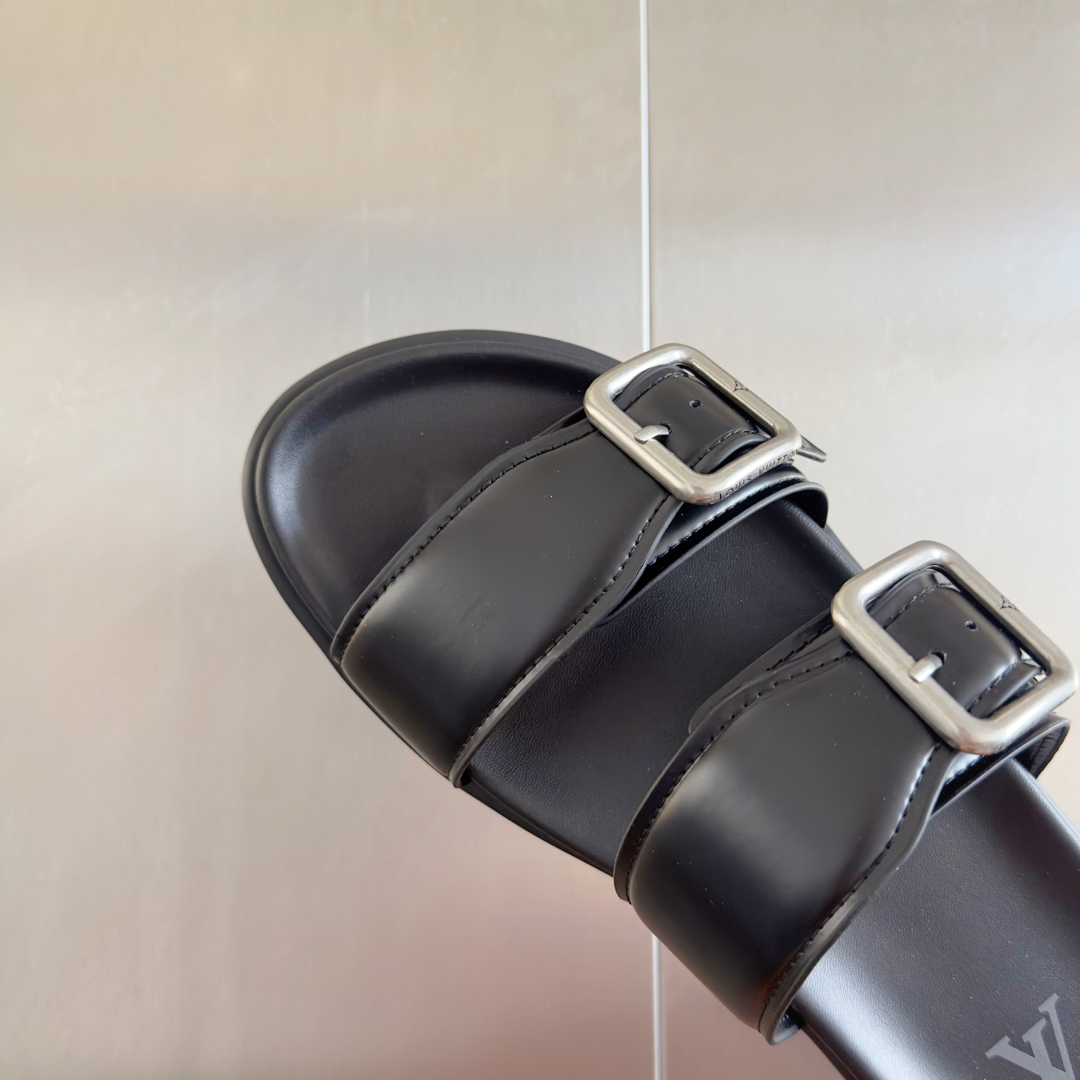 顶级版本：男款
LV 路易威登 L家 驴牌Venice系列 厚底 凉拖鞋
原版购入开发 做货 本款 LV