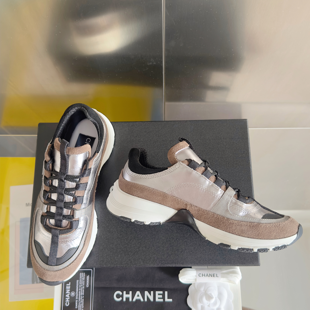 顶级版本：女款
Chanel香奈儿 25A 熊猫配色 厚底 休闲 运动鞋
原版购入开发 做货 小香 C家
