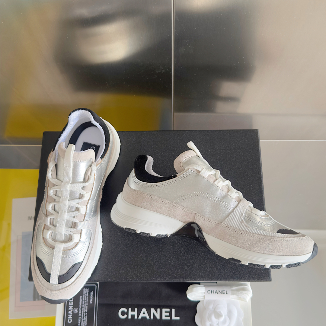 顶级版本：女款
Chanel香奈儿 25A 熊猫配色 厚底 休闲 运动鞋
原版购入开发 做货 小香 C家