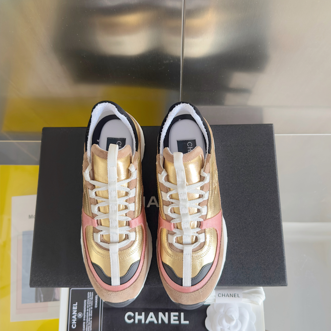 顶级版本：女款
Chanel香奈儿 25A 熊猫配色 厚底 休闲 运动鞋
原版购入开发 做货 小香 C家