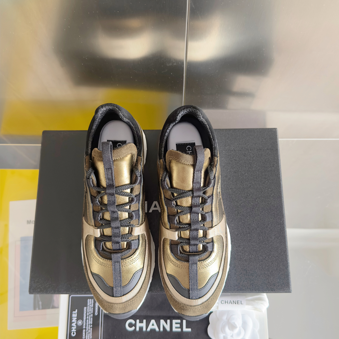 顶级版本：女款
Chanel香奈儿 25A 熊猫配色 厚底 休闲 运动鞋
原版购入开发 做货 小香 C家