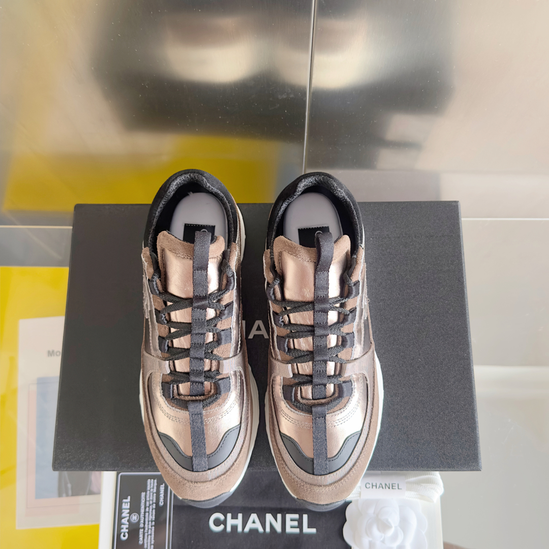 顶级版本：女款
Chanel香奈儿 25A 熊猫配色 厚底 休闲 运动鞋
原版购入开发 做货 小香 C家