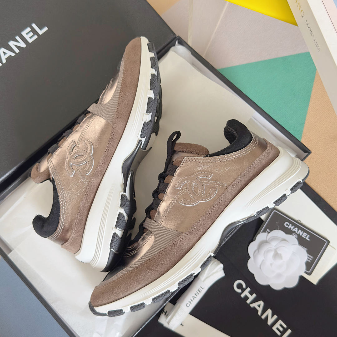 顶级版本：女款
Chanel香奈儿 25A 熊猫配色 厚底 休闲 运动鞋
原版购入开发 做货 小香 C家