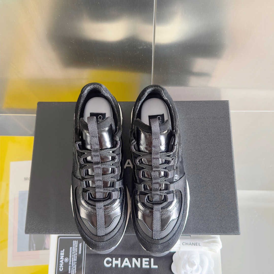 顶级版本：女款
Chanel香奈儿 25A 熊猫配色 厚底 休闲 运动鞋
原版购入开发 做货 小香 C家