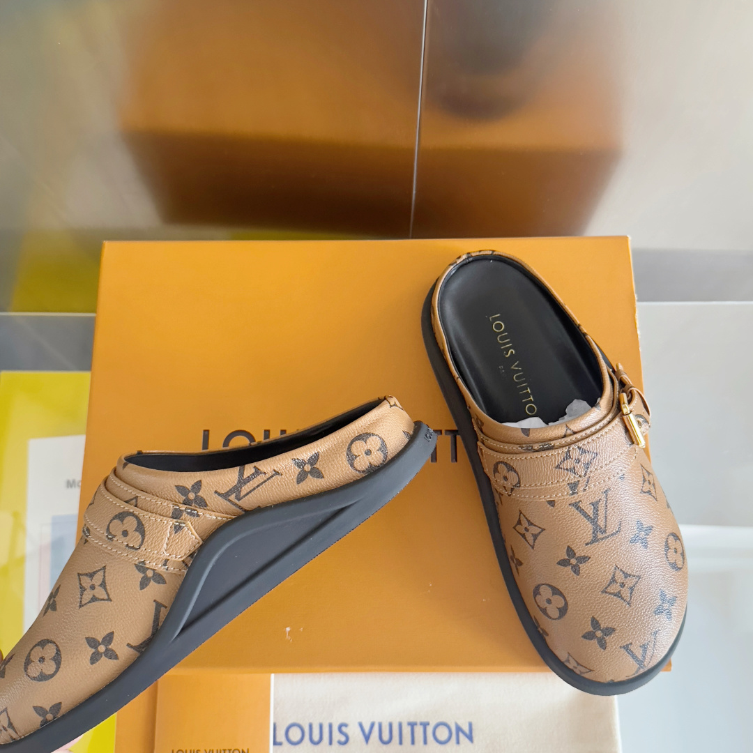 顶级版本:女款
LV 路易威登 L家 驴牌 To-Go Comfort系列 老花 勃肯 包头拖鞋 凉鞋