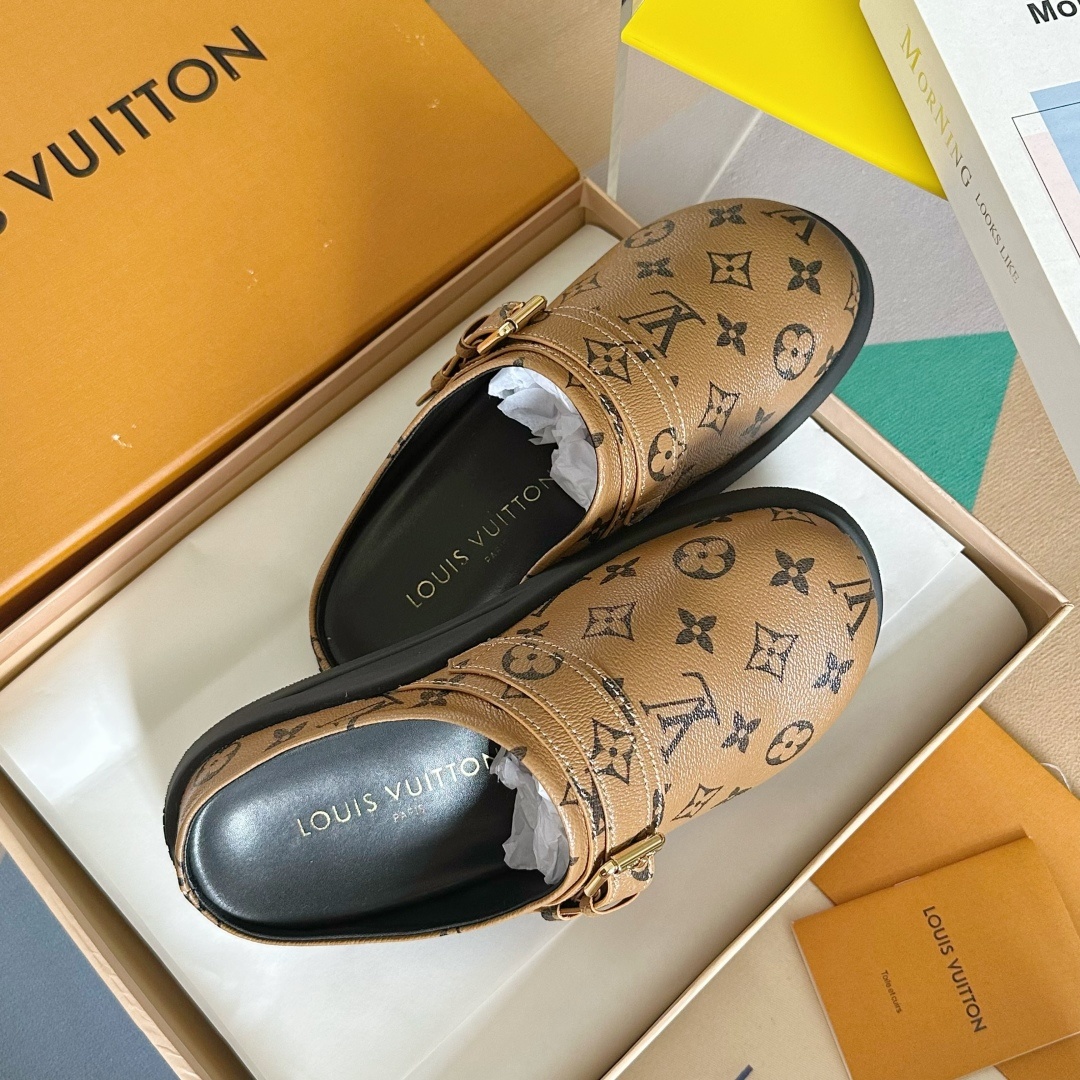 顶级版本:女款
LV 路易威登 L家 驴牌 To-Go Comfort系列 老花 勃肯 包头拖鞋 凉鞋