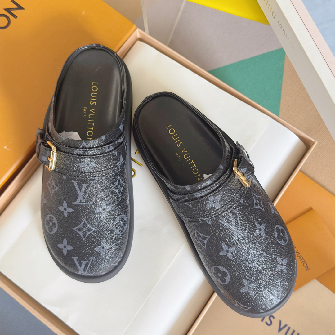 顶级版本：女款
LV 路易威登 L家 驴牌 To-Go Comfort系列 老花 勃肯 包头拖鞋 凉鞋
