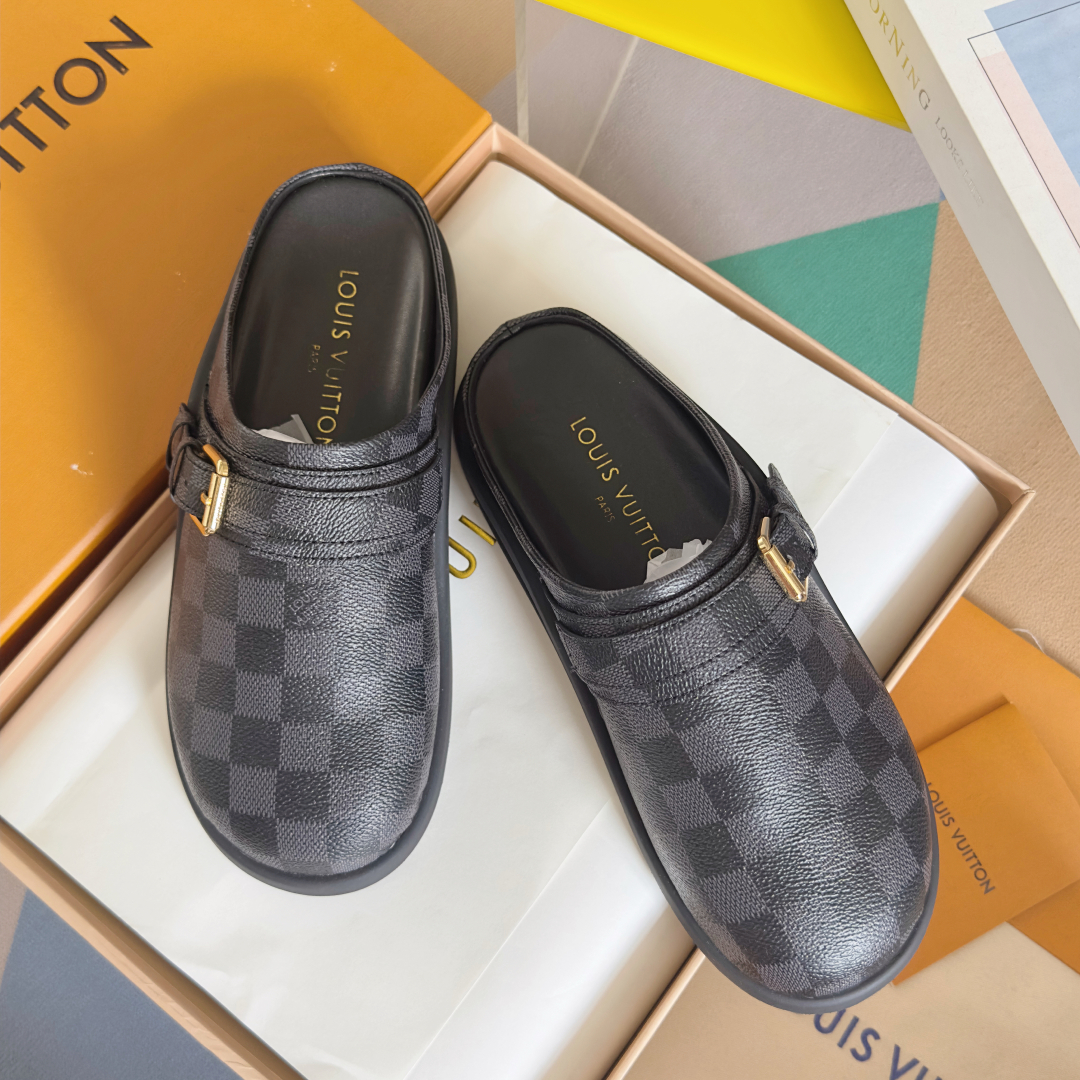 顶级版本：女款
LV 路易威登 L家 驴牌 To-Go Comfort系列 老花 勃肯 包头拖鞋 凉鞋
