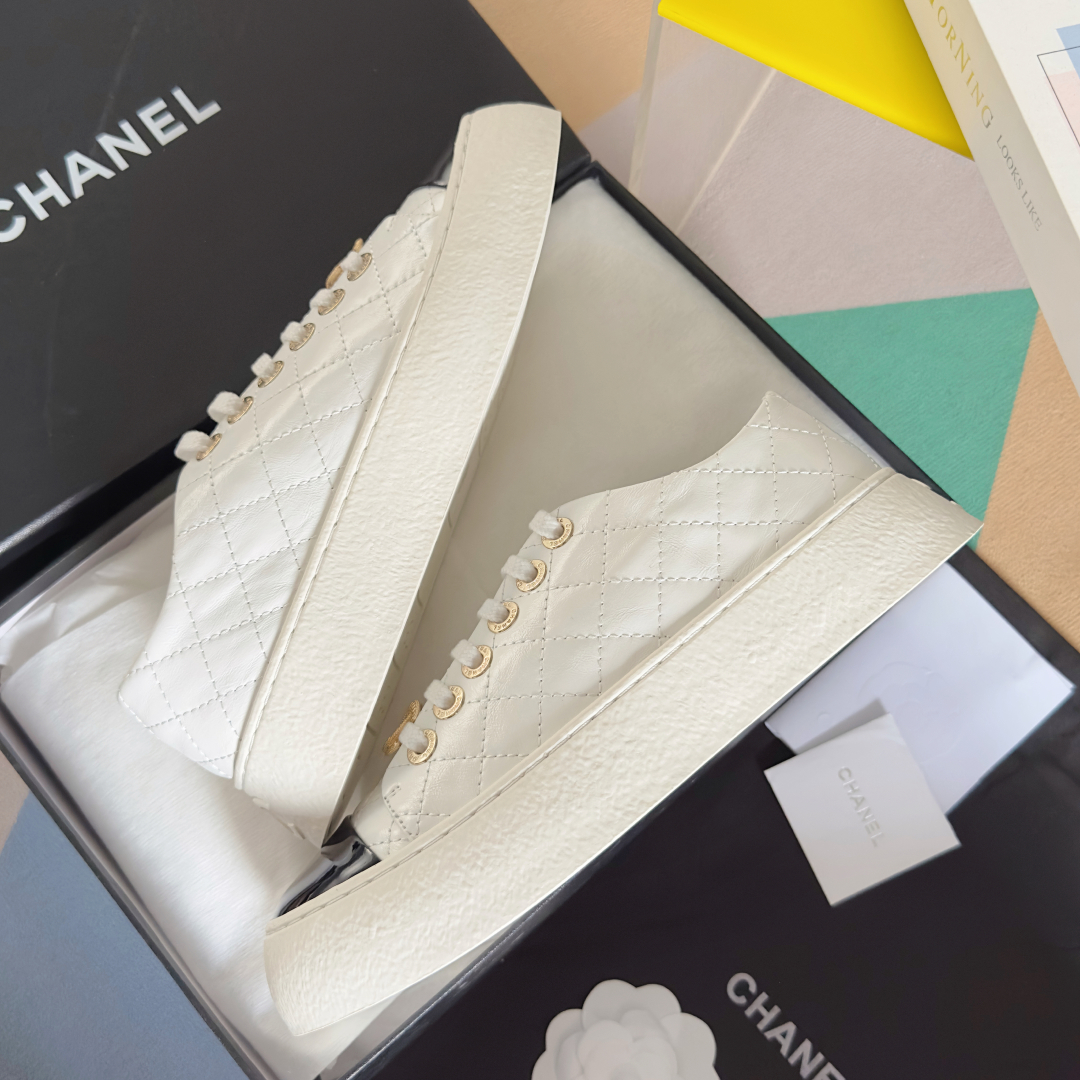 顶级版本：女款
Chanel香奈儿 最新 菱格纹 厚底 饼干鞋 休闲 运动鞋
原版购入开发 做货 小香 