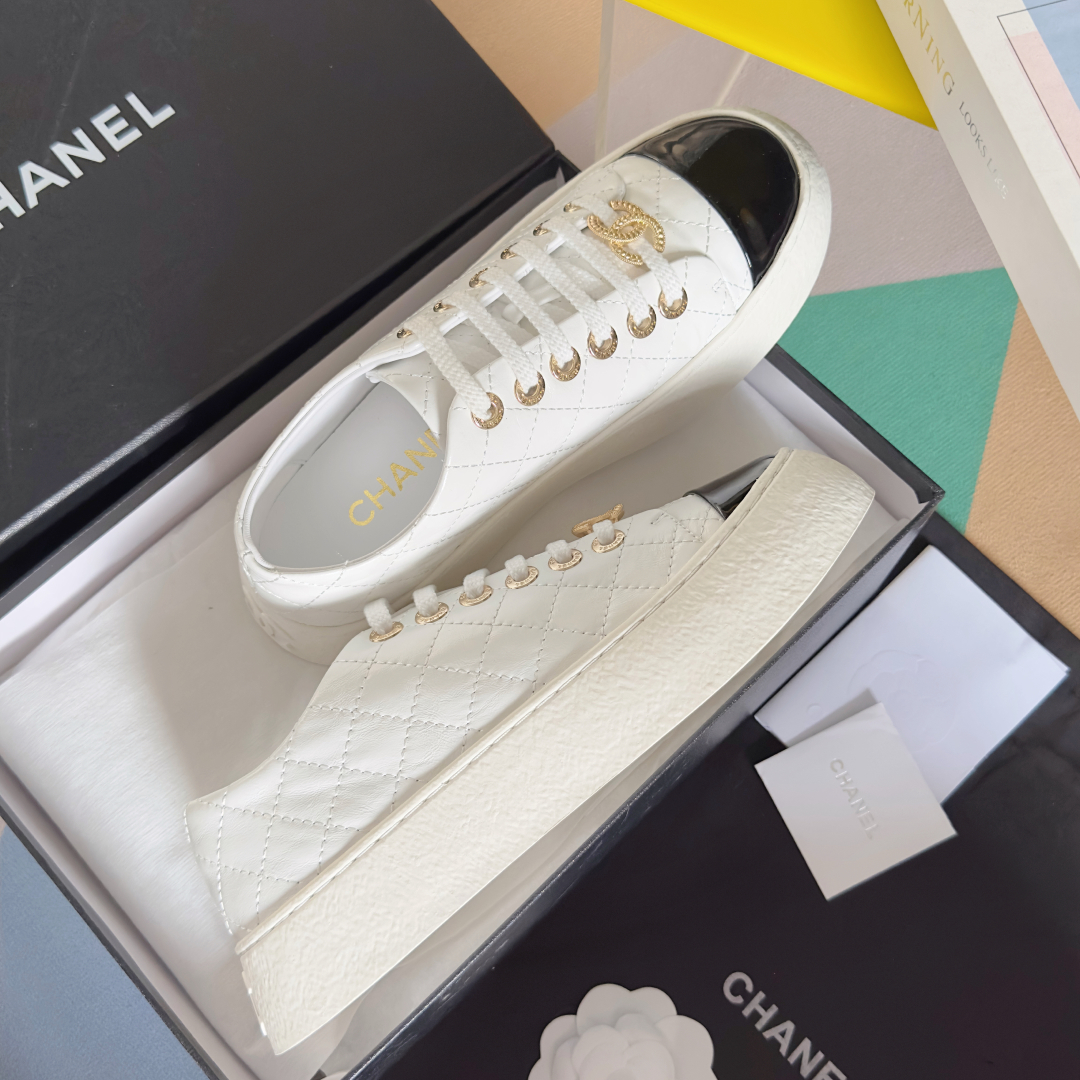 顶级版本：女款
Chanel香奈儿 最新 菱格纹 厚底 饼干鞋 休闲 运动鞋
原版购入开发 做货 小香 