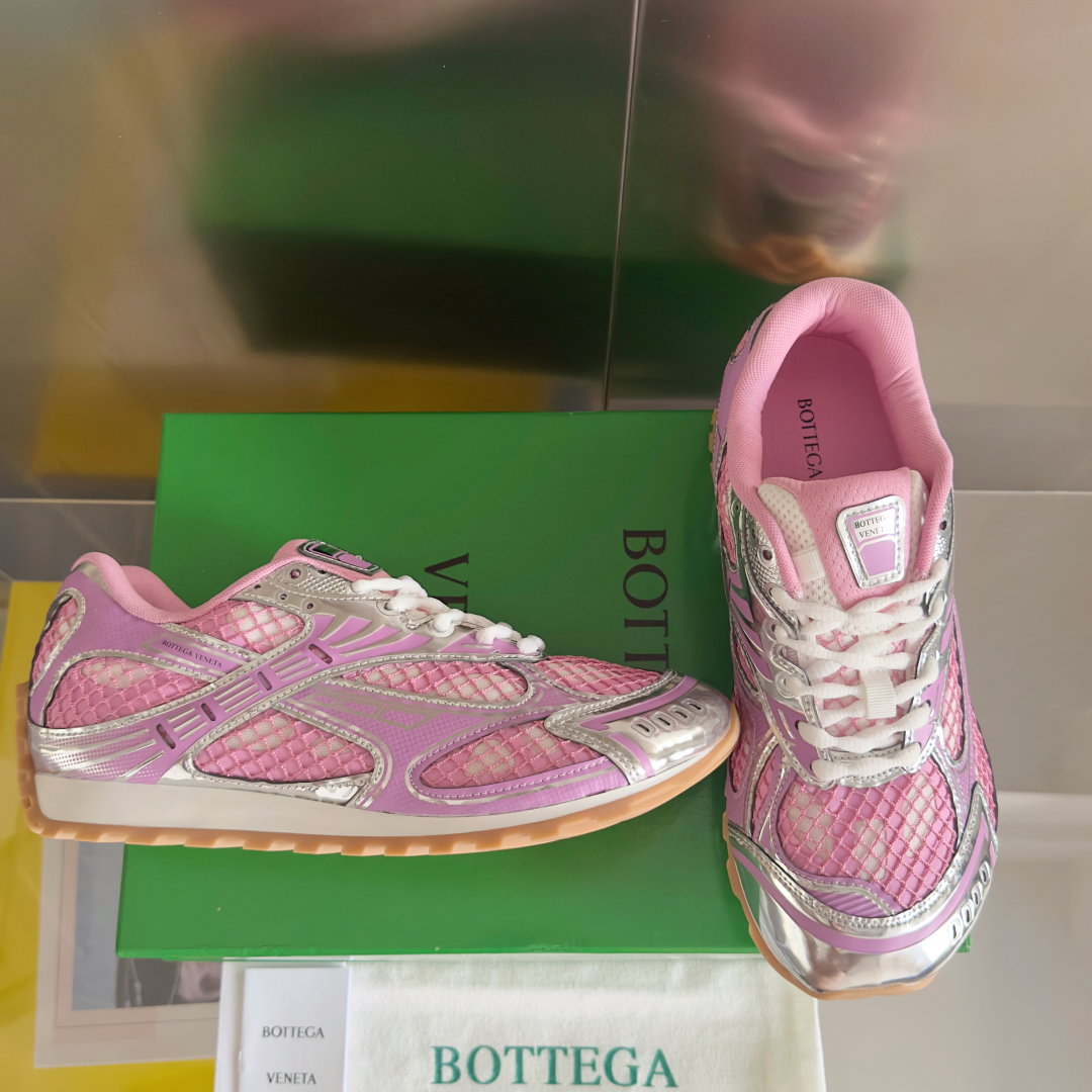 顶级版本：情侣款
Bottega Veneta 葆蝶家BV最新款Orbit系列  情侣款 复古 网面 休