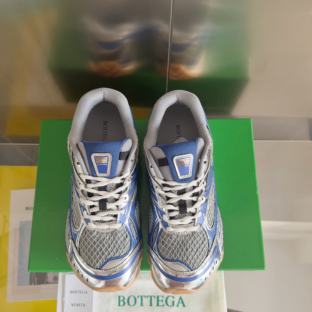 顶级版本:情侣款
Bottega Veneta 葆蝶家BV最新款Orbit系列 情侣款 复古 网面 休