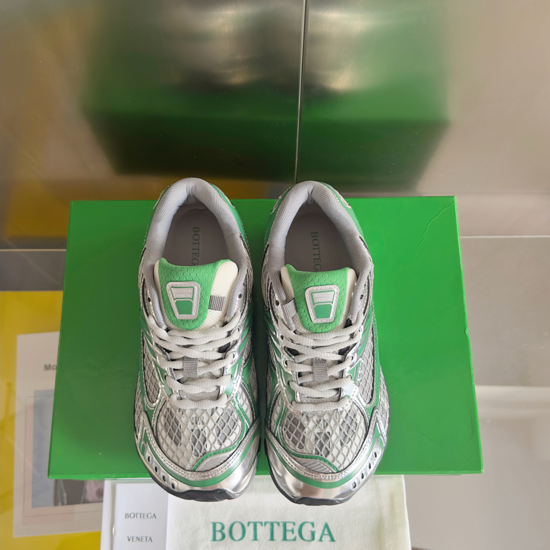 顶级版本：情侣款
Bottega Veneta 葆蝶家BV最新款Orbit系列  情侣款 复古 网面 休