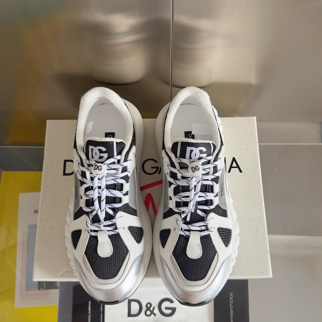 顶级版本：情侣款
Dolce&Gabbana杜嘉班纳 D&G最新款 情侣款 休闲 运动鞋 老爹鞋 跑鞋
