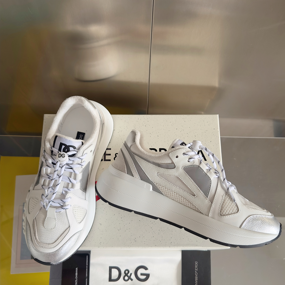顶级版本：情侣款
Dolce&Gabbana杜嘉班纳 D&G最新款 情侣款 休闲 运动鞋 老爹鞋 跑鞋
