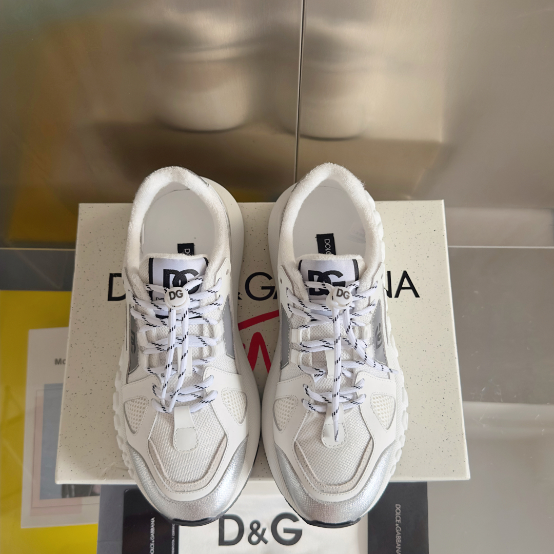 顶级版本：情侣款
Dolce&Gabbana杜嘉班纳 D&G最新款 情侣款 休闲 运动鞋 老爹鞋 跑鞋
