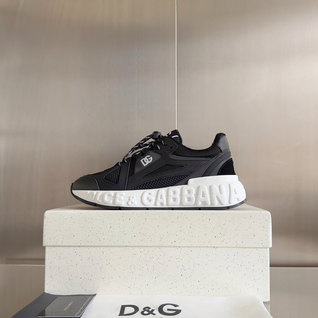 顶级版本：情侣款
Dolce&Gabbana杜嘉班纳 D&G最新款 情侣款 休闲 运动鞋 老爹鞋 跑鞋
