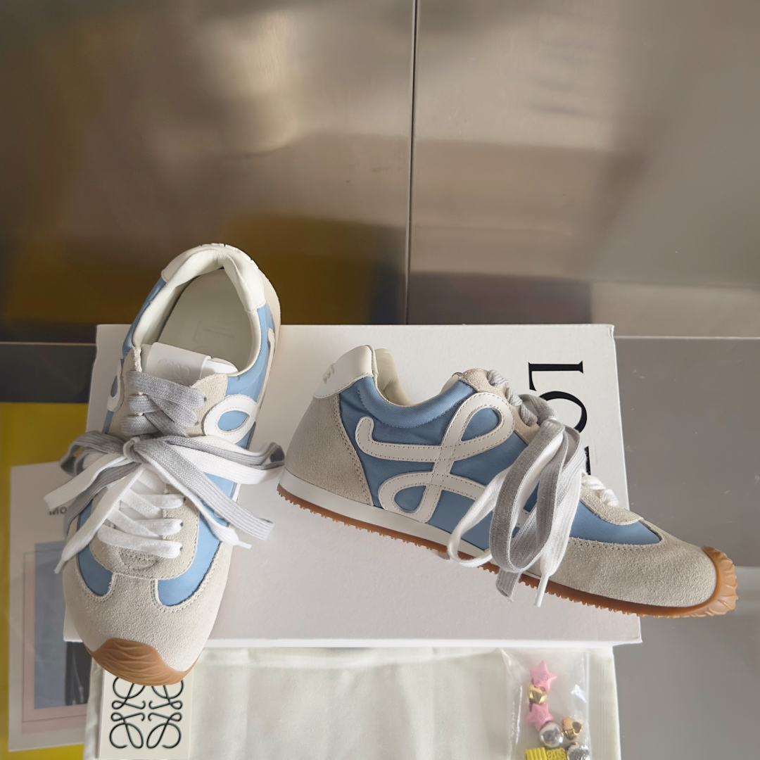 顶级版本：情侣款
LOEWE 罗意威 最新走秀款 Ballet Runner 2.0情侣款 芭蕾 休闲 