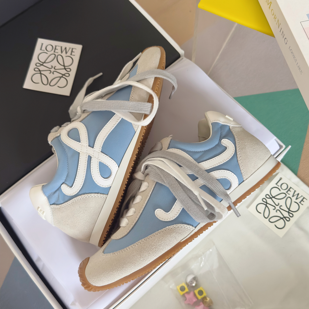 顶级版本：情侣款
LOEWE 罗意威 最新走秀款 Ballet Runner 2.0情侣款 芭蕾 休闲 