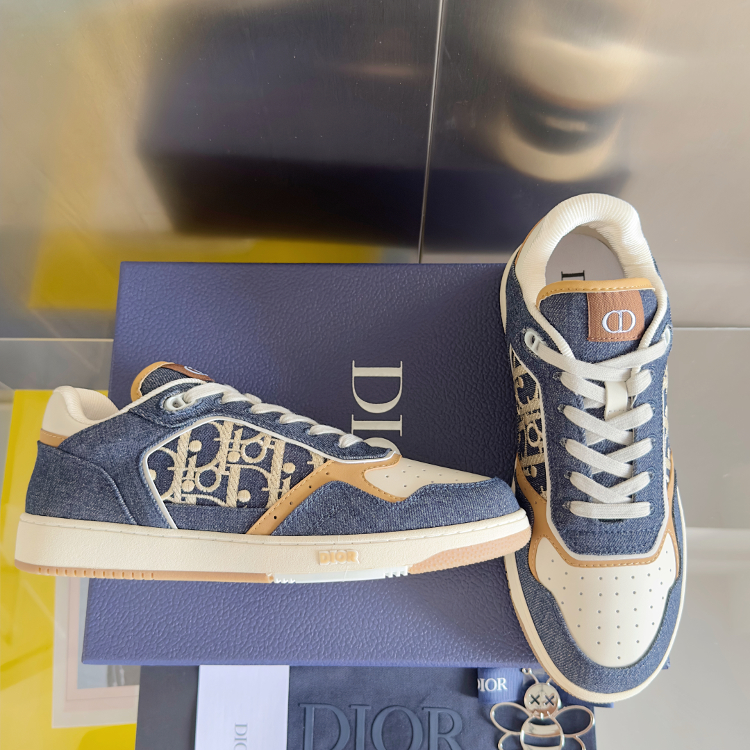 顶级版本：低帮【最新配色】
Dior迪奥B27系列 Uptown 情侣款 牛仔布 老花 刺绣 休闲 运动