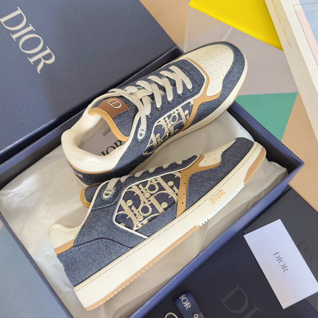 顶级版本：低帮【最新配色】
Dior迪奥B27系列 Uptown 情侣款 牛仔布 老花 刺绣 休闲 运动