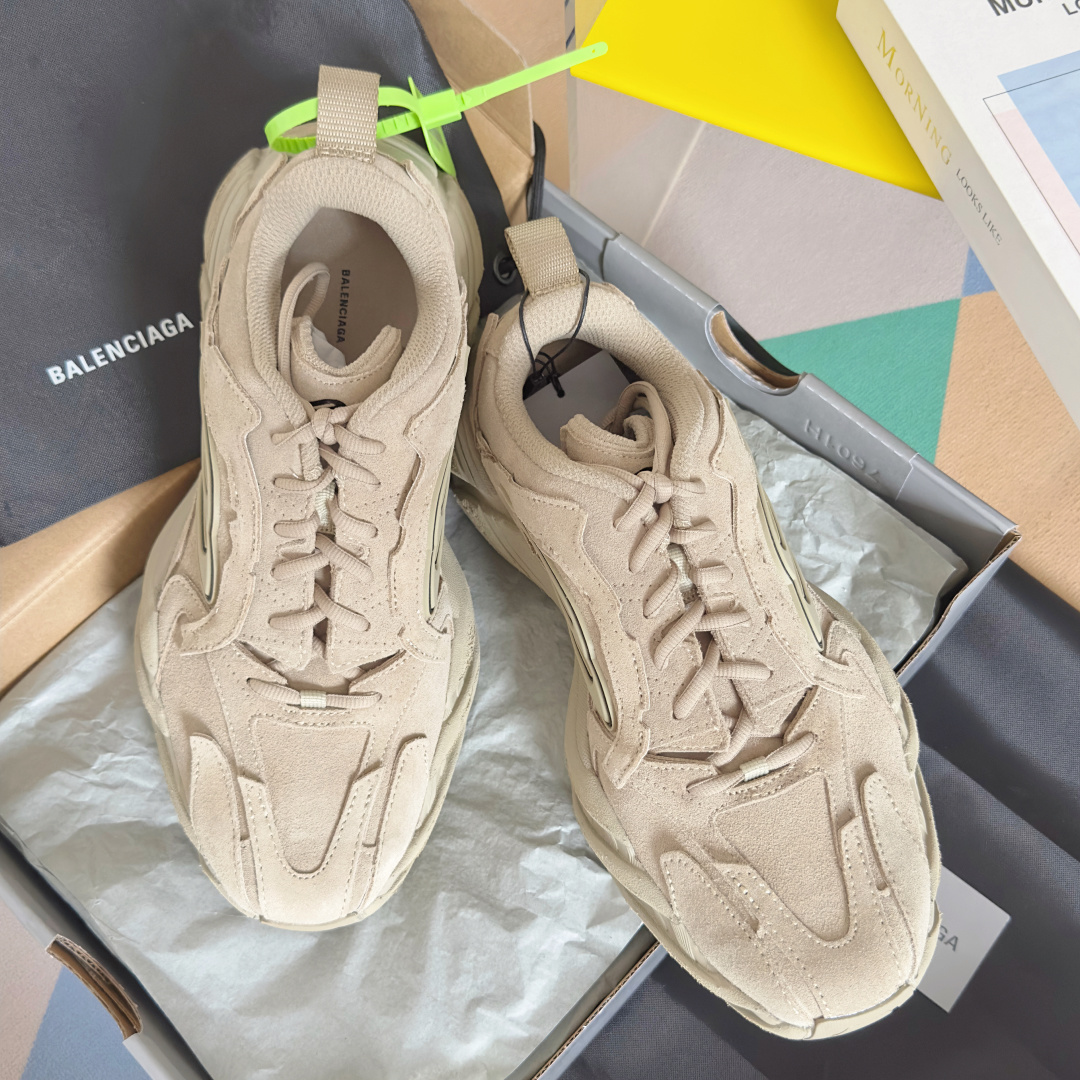 顶级版本:情侣款
Balenciaga巴黎世家Monday系列 情侣款 厚底 老爹鞋 休闲 运动鞋
原版